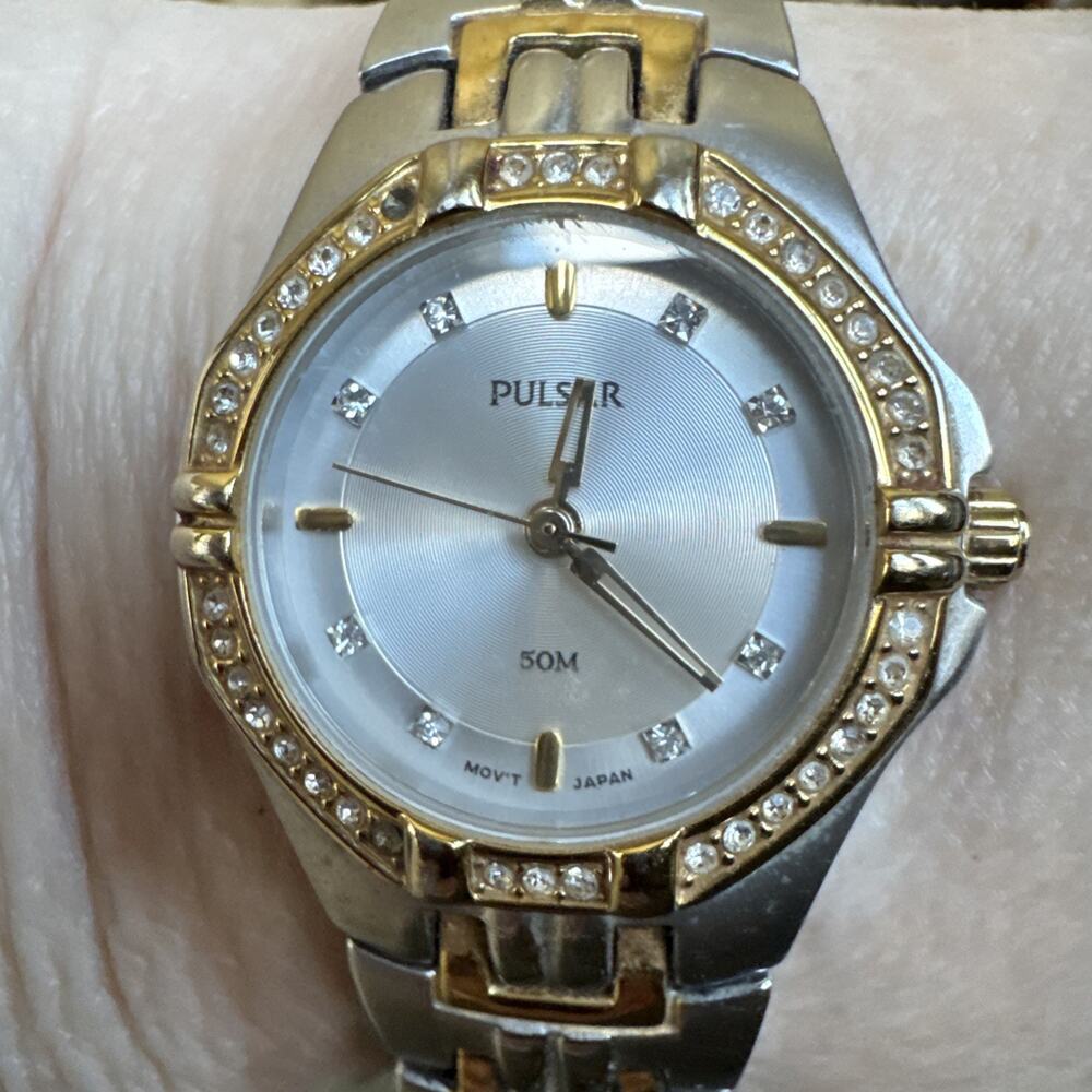 Pulsar Women VX51-X416 Pave Diamond Accent 2 Tone Quartz 27mm Watch Water Resist